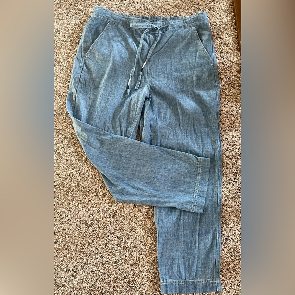 J.Crew Tie-waist seaside pant in chambray - women’s size M